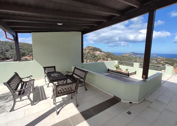 فيلة Chloe - Amazing View With Swimming Pool خانيا