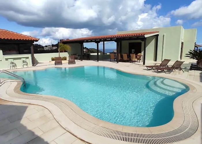 فيلة Chloe - Amazing View With Swimming Pool