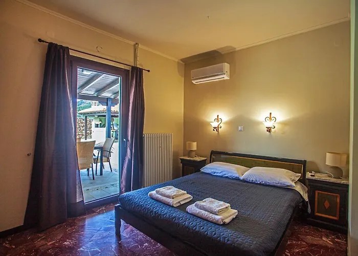 Chloe - Amazing View With Swimming Pool